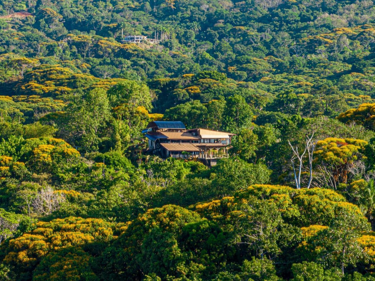 Casa Ramon, Distinguished Tropical Living Near Dominical