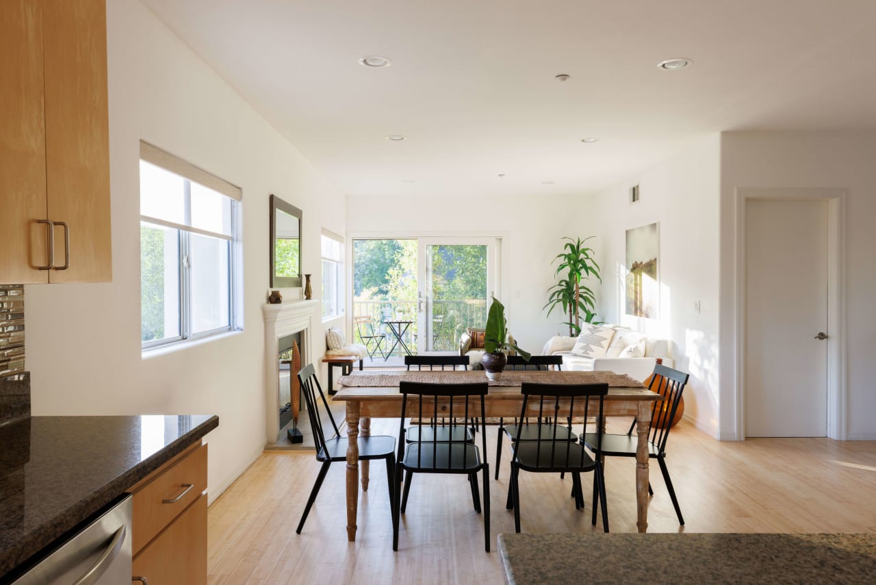 A Light and Bright Contemporary in Magical Montecito Heights Bryant \ Reichling