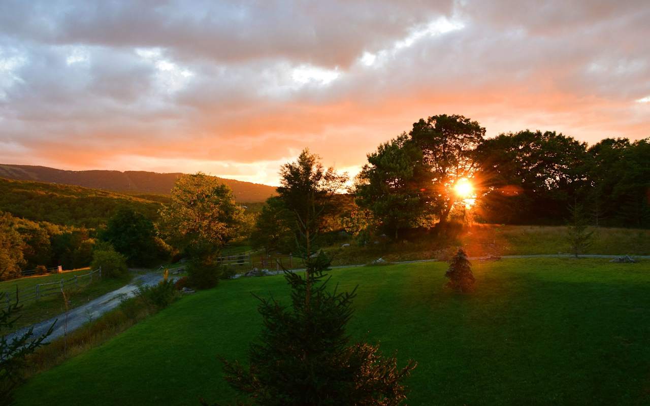 Banner Elk Real Estate Baker Realty of Lenoir, Inc.