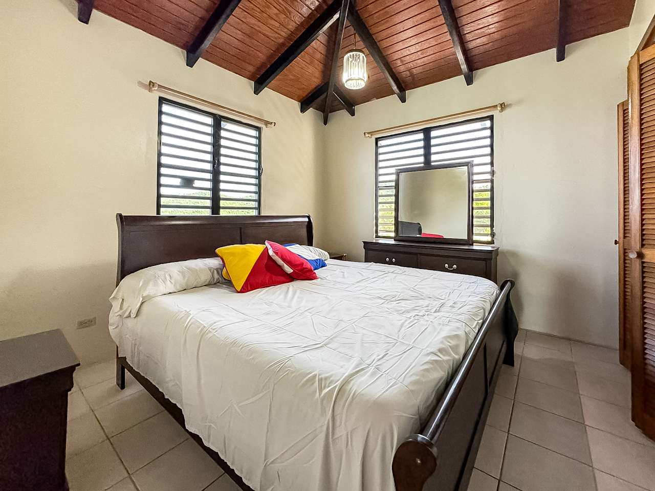 340 Soldiers Hill 2 Bedroom Apartment Luxury Properties BVI Tortola