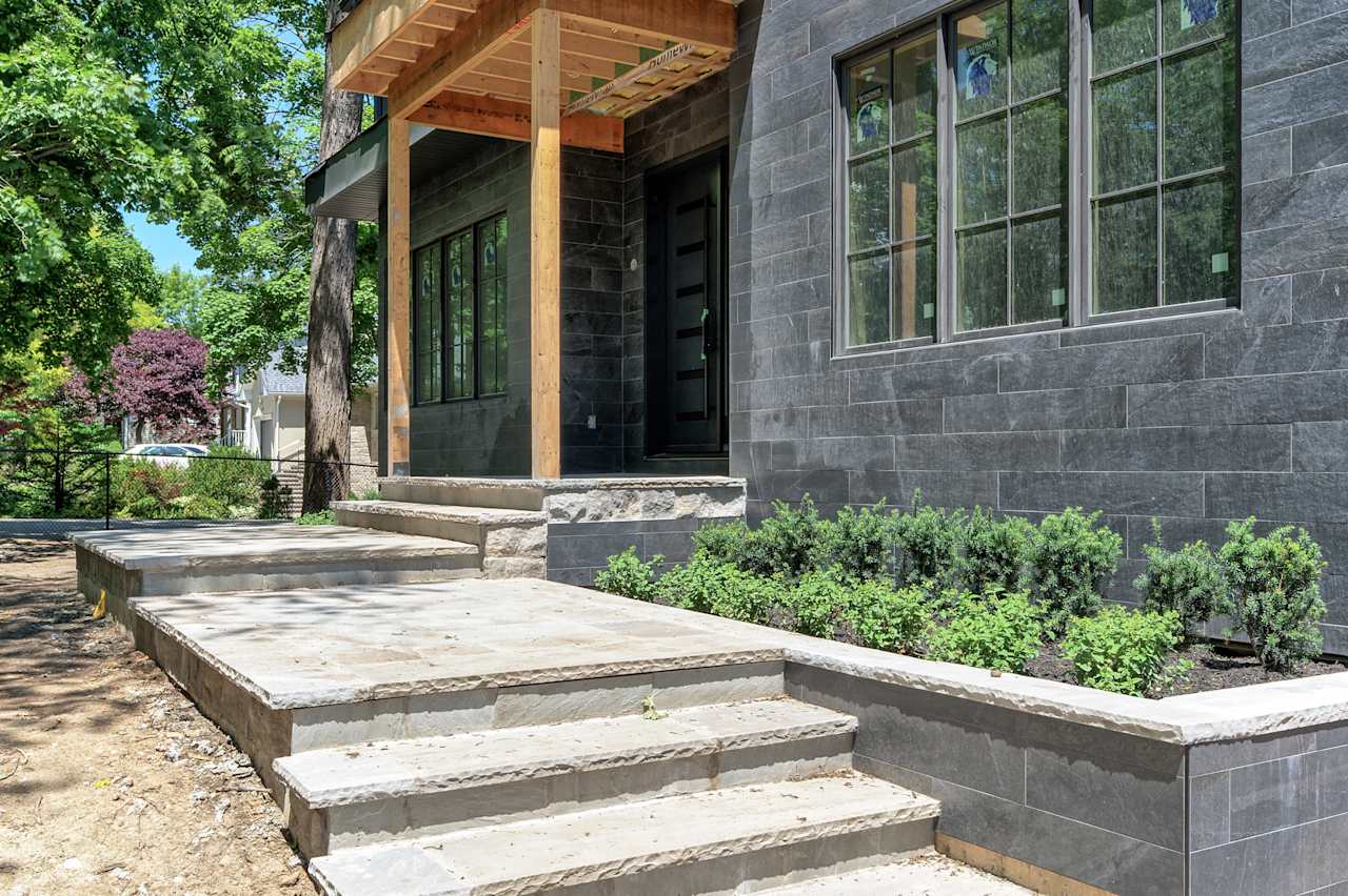 135 Douglas Avenue Oakville, ON L6J 3R6 Goodale Miller Team