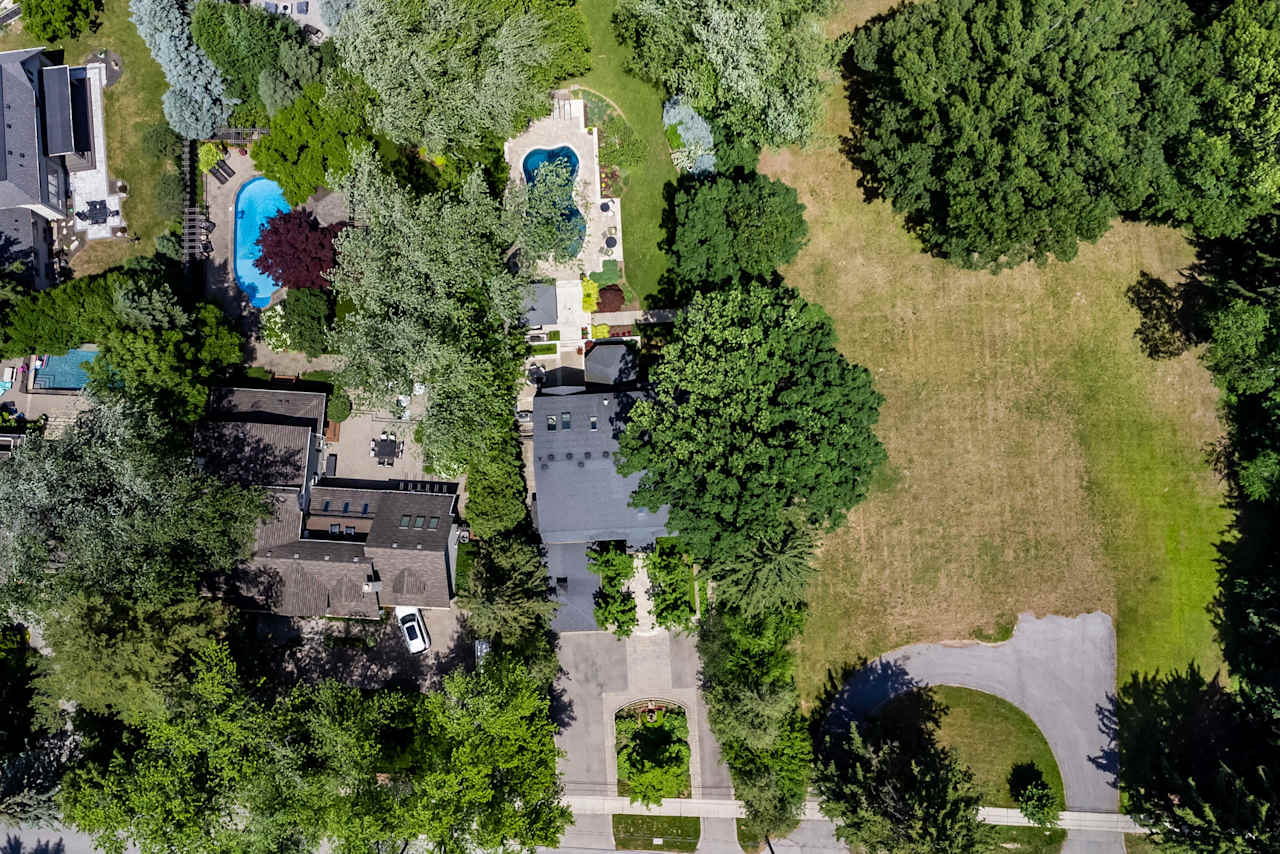 317 Chartwell Road Oakville, ON L6J 4A1 Goodale Miller Team