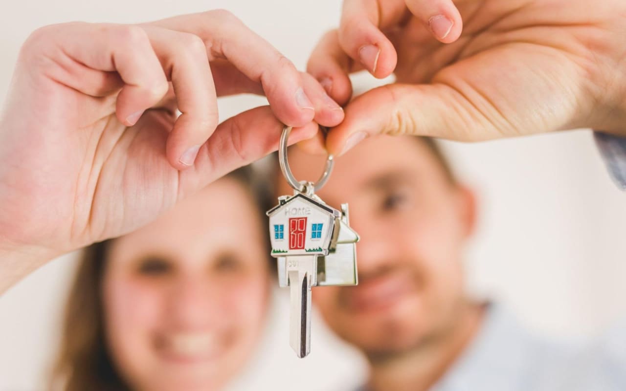 How to Get Started in Buying Your First Home in LA County Convoy Home