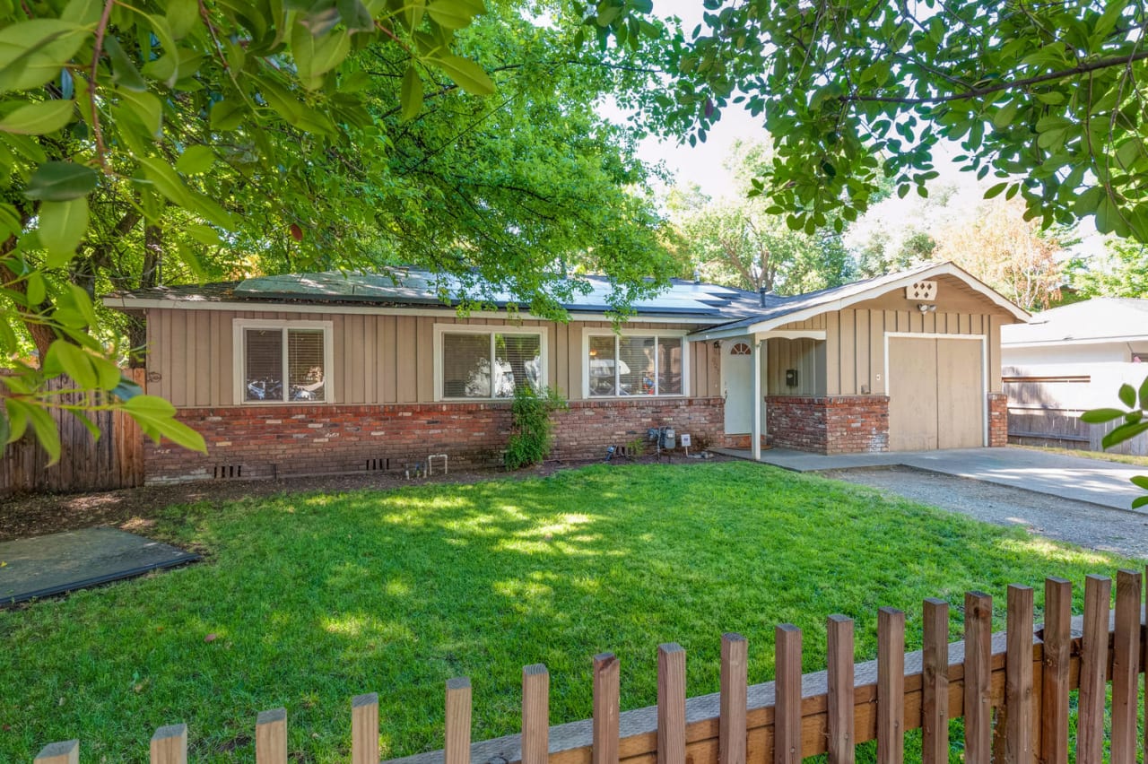 827 W 2ND AVENUE, CHICO, CALIFORNIA