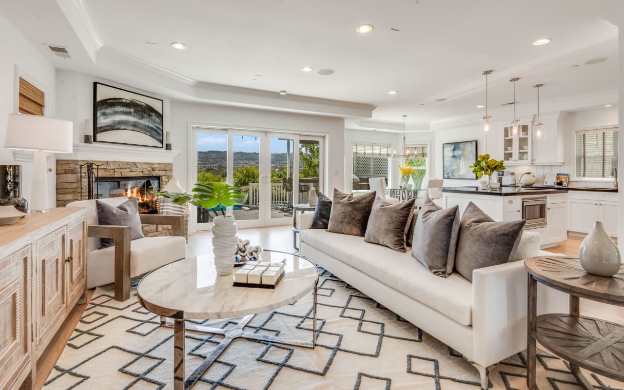 1038 Avenue D Suzanne Dyer Rolling Hills Estates Real Estate Agent