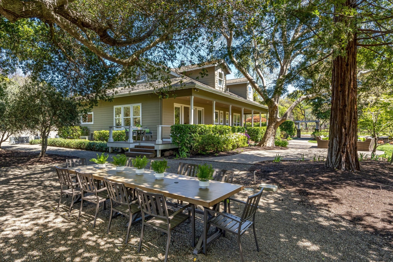 St. Helena Country Farmhouse