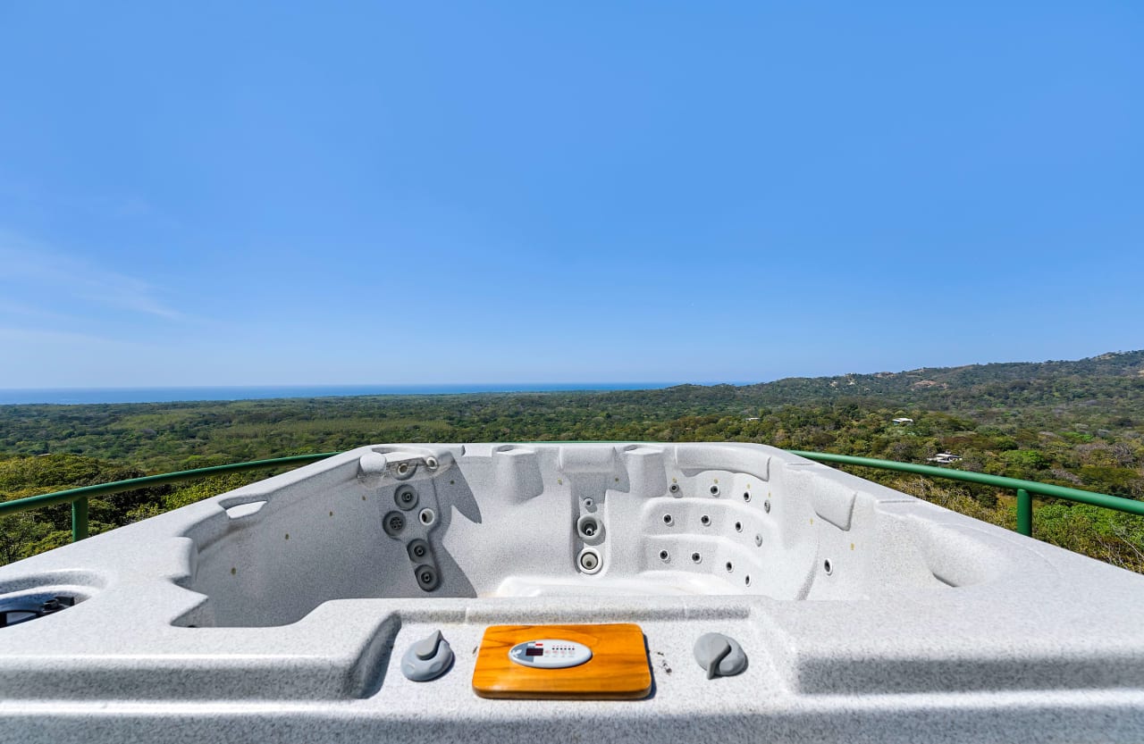 Pura Jungla Tower | Your Ultimate Nature Retreat in Guanacaste