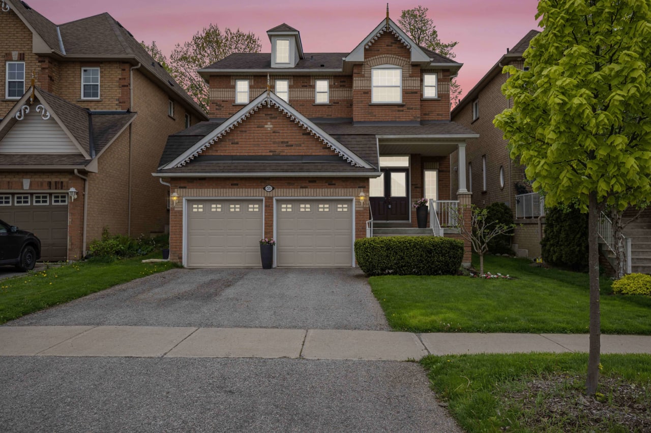 31 English Oak Oak Ridges