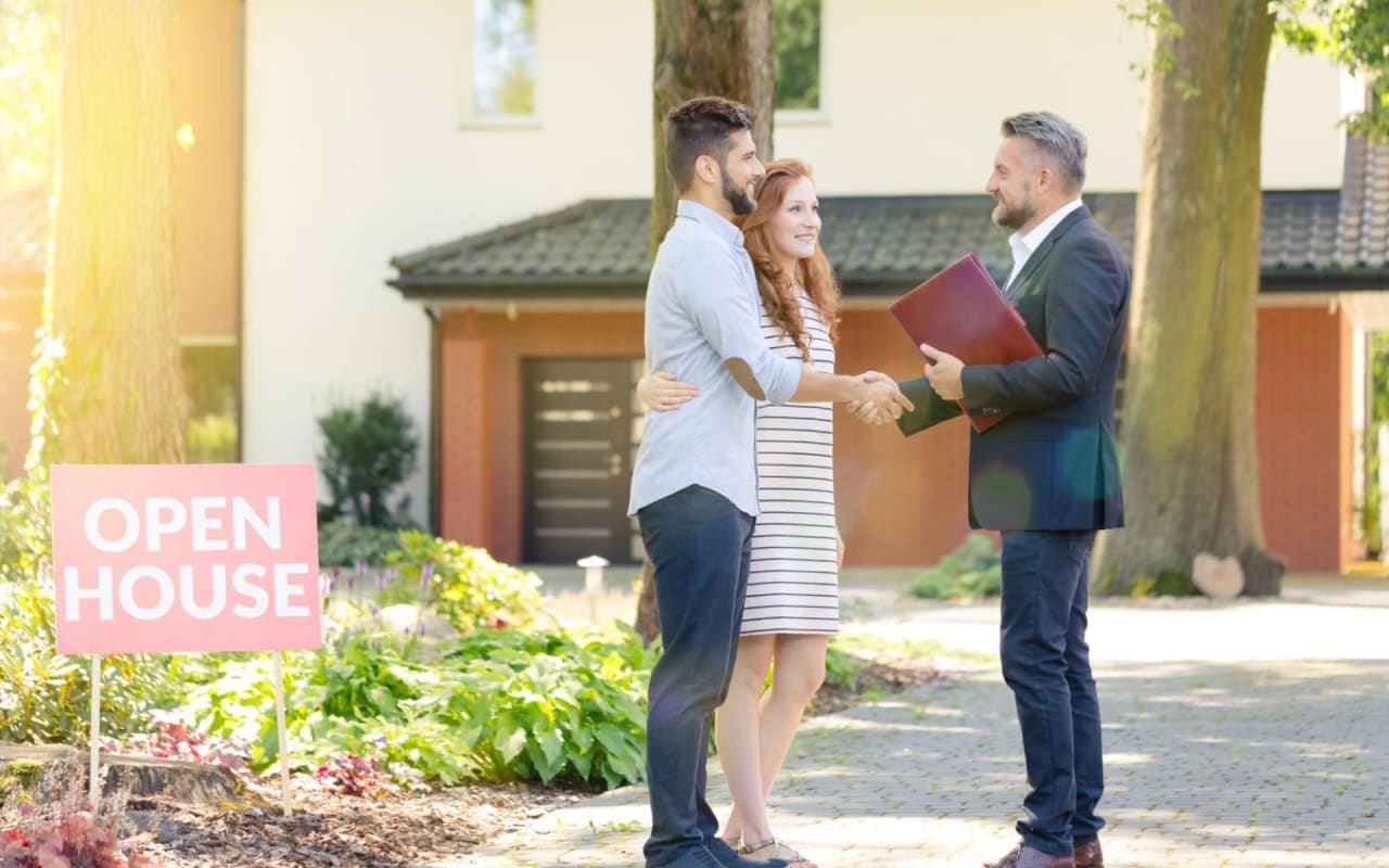 8 Important Questions to Ask During an Open House