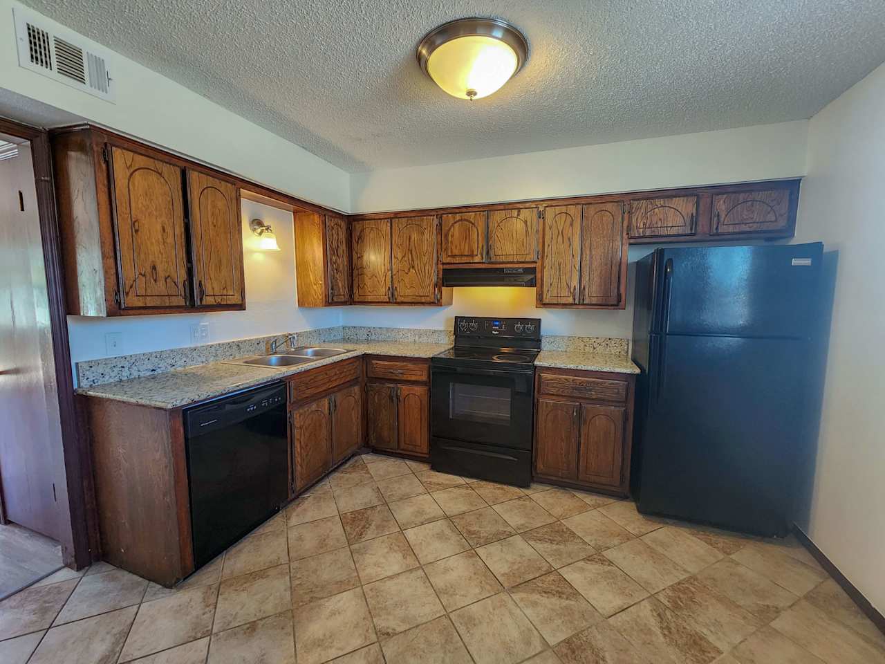 Home for Lease in Shawnee, OK! Hannah Smith, Berkshire Hathaway