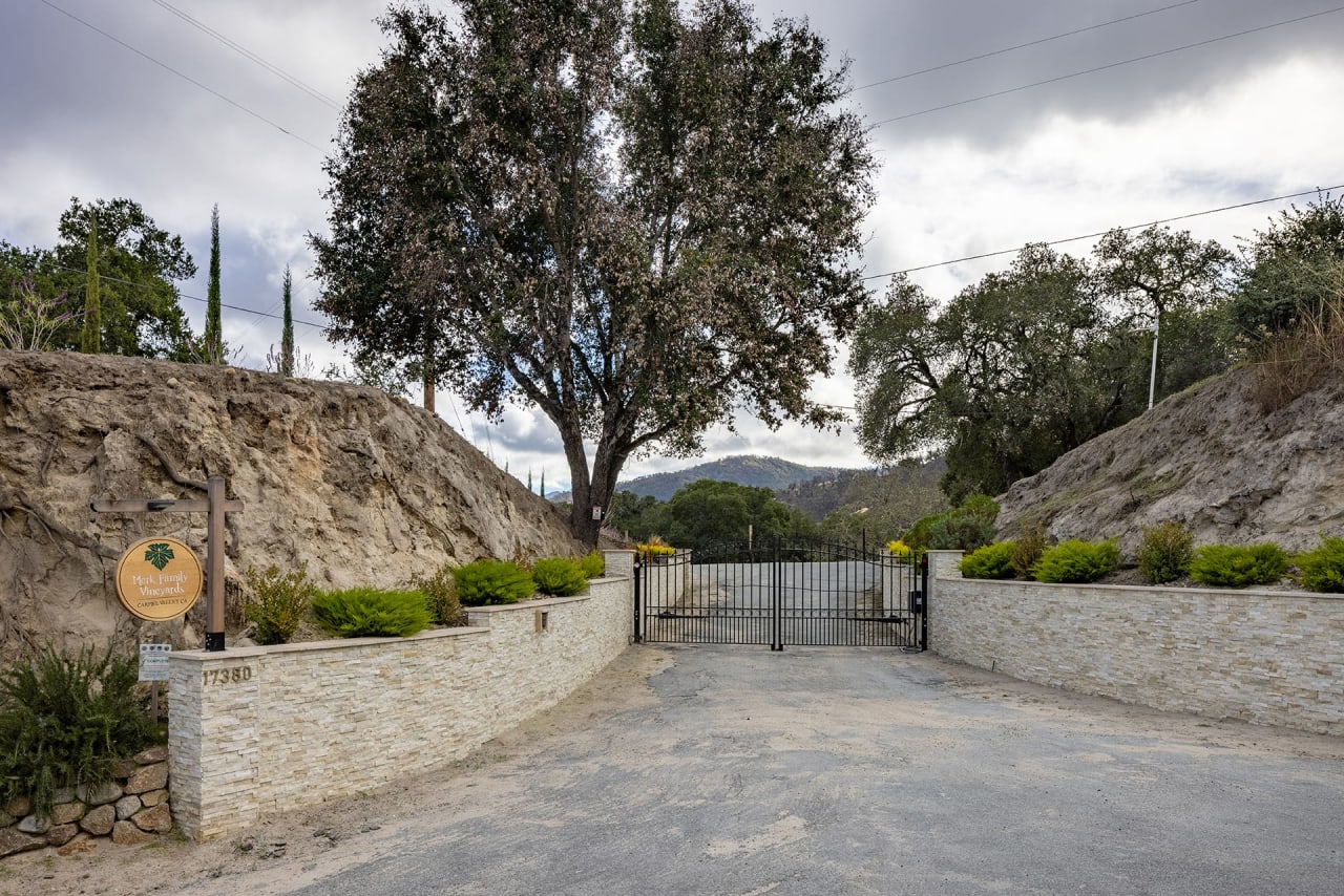 Wine Country Perfection - 17380 Cachagua Road