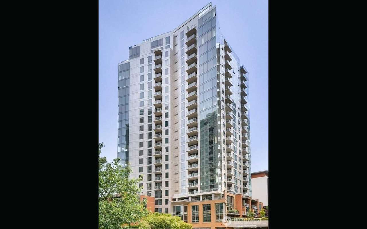 Picture of Luxury Washington Square Condo | Team Foster
