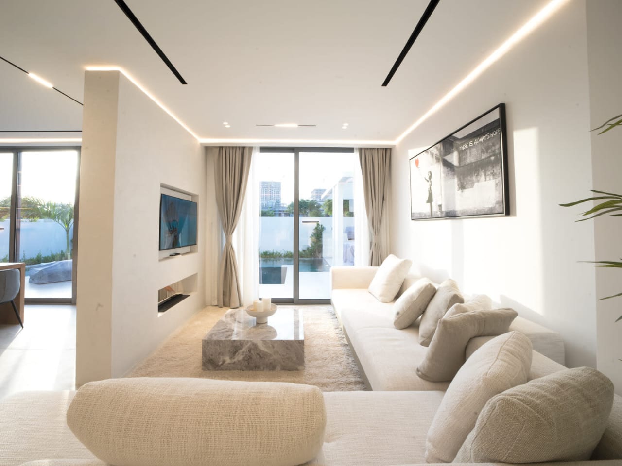 Villa Estro Dubai Hills 4BR Rewnovation with Cinema Room