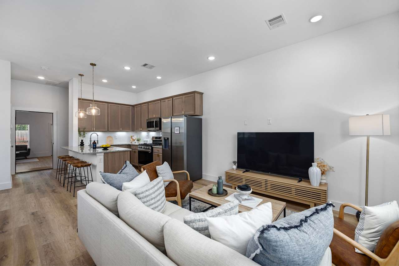 Commons at West Tidwell North Houston Townhomes Oracle City Homes