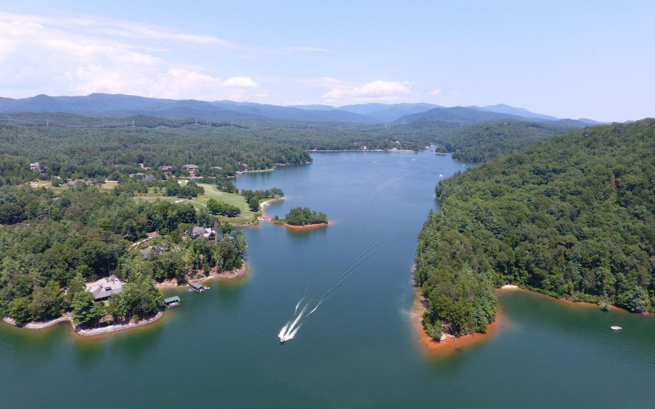 Lake Keowee