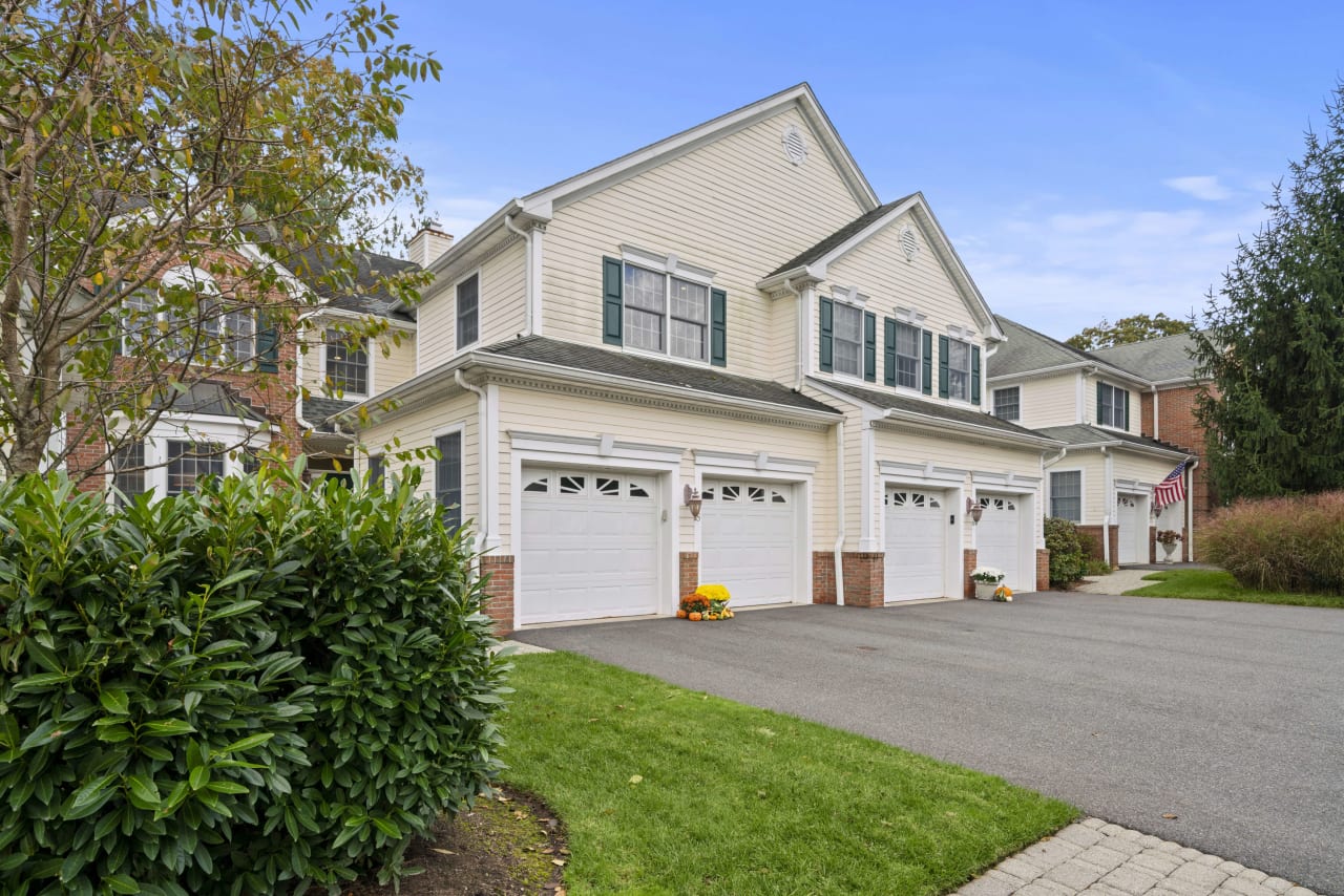 408 Fieldstone Terr, Wyckoff