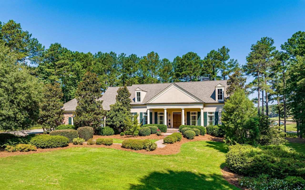 Honest Pros and Cons of Living in Augusta Blog Molly Brown Whitmer