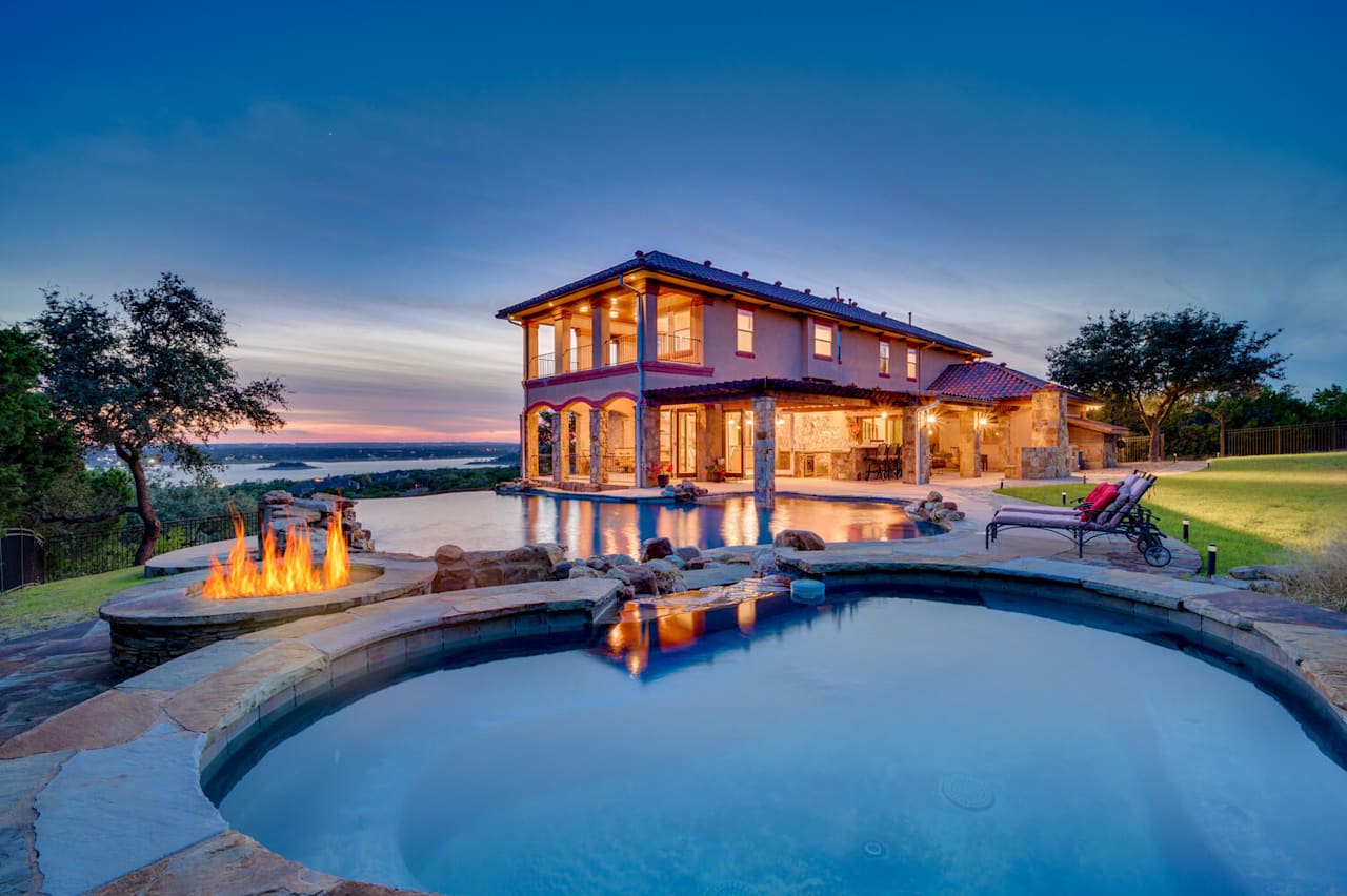 The Veritas Group Dripping Springs & Austin Real Estate