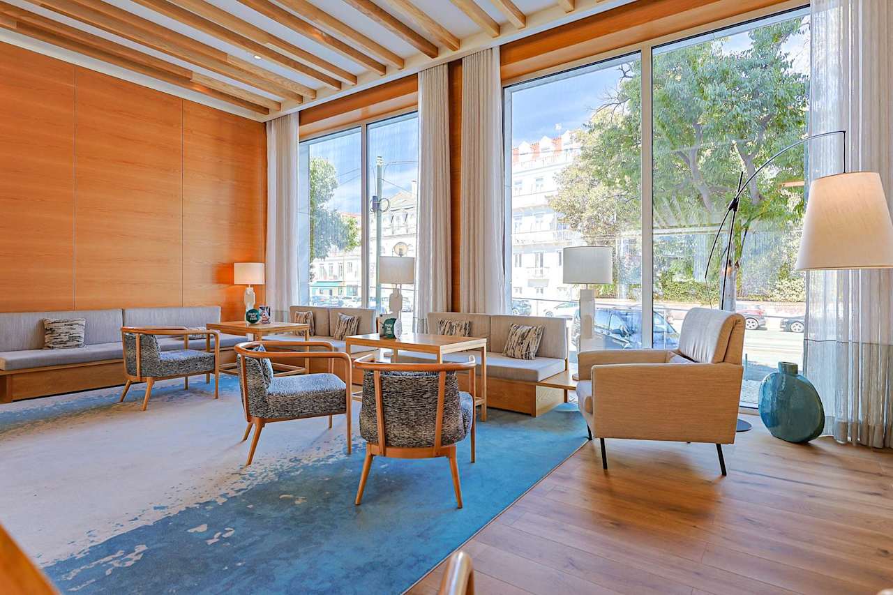 One-Bedroom Apartment in Lisbon’s Hyatt Regency