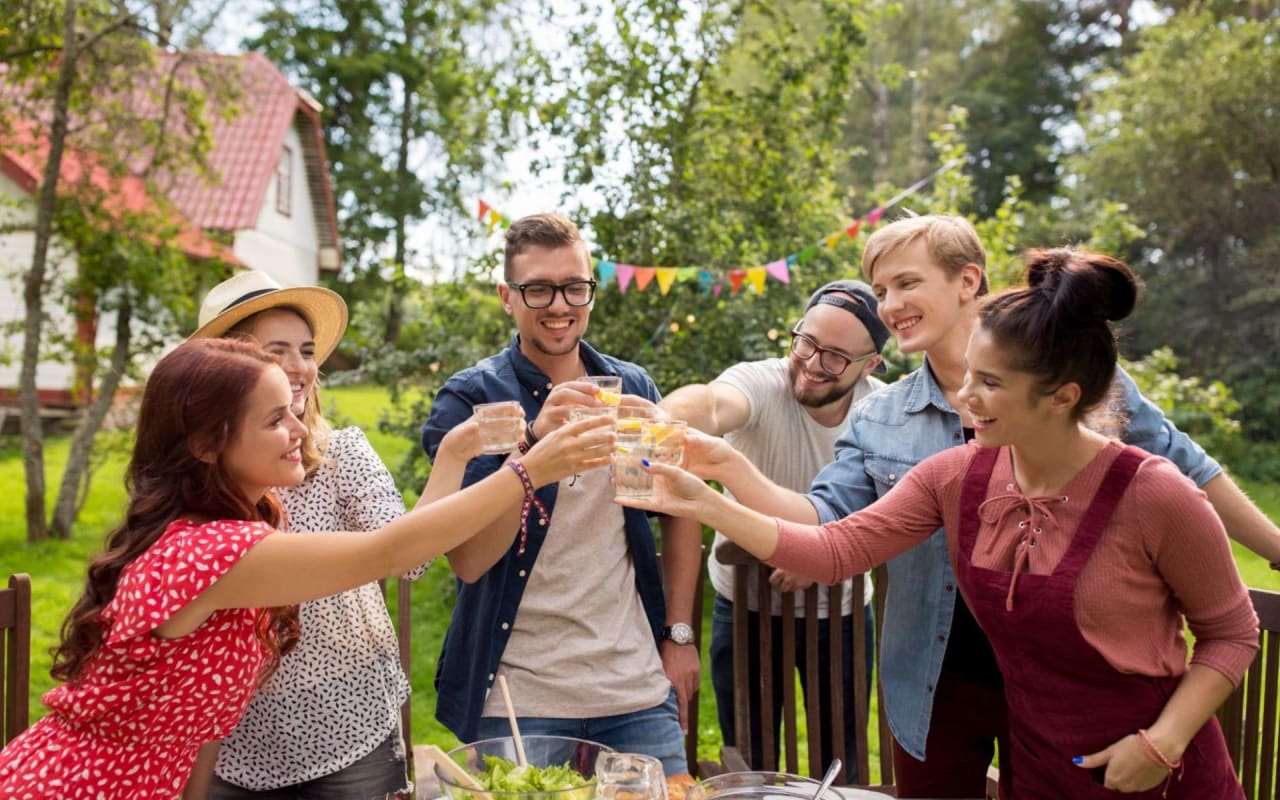 4 Summer Garden Party Ideas for 2023