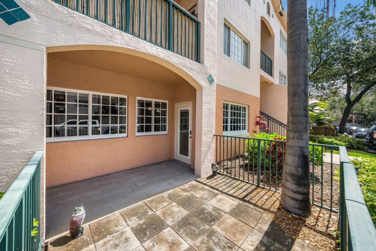 Surprise! This Fort Lauderdale Condo For Sale Is Our Latest Listing!