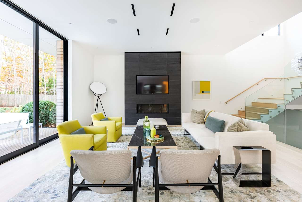 460 WATER MILL TOWD ROAD