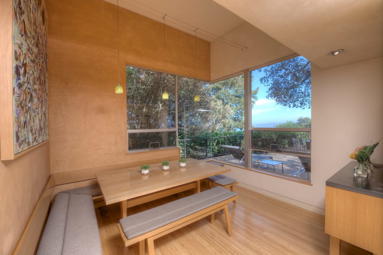 Tiburon's Award-Winning Modern Masterpiece-       Represented Seller