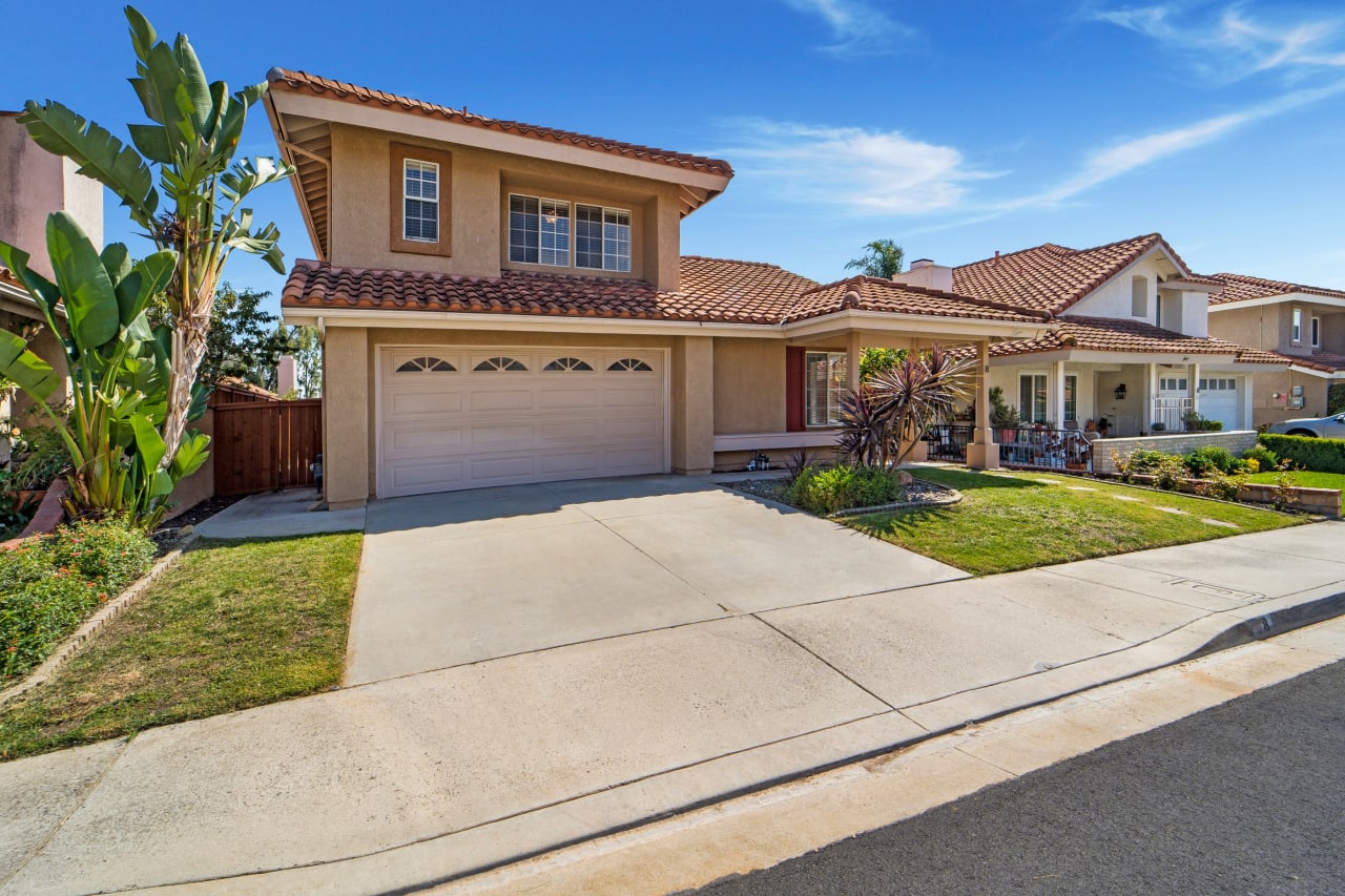 8 Lompoc Court