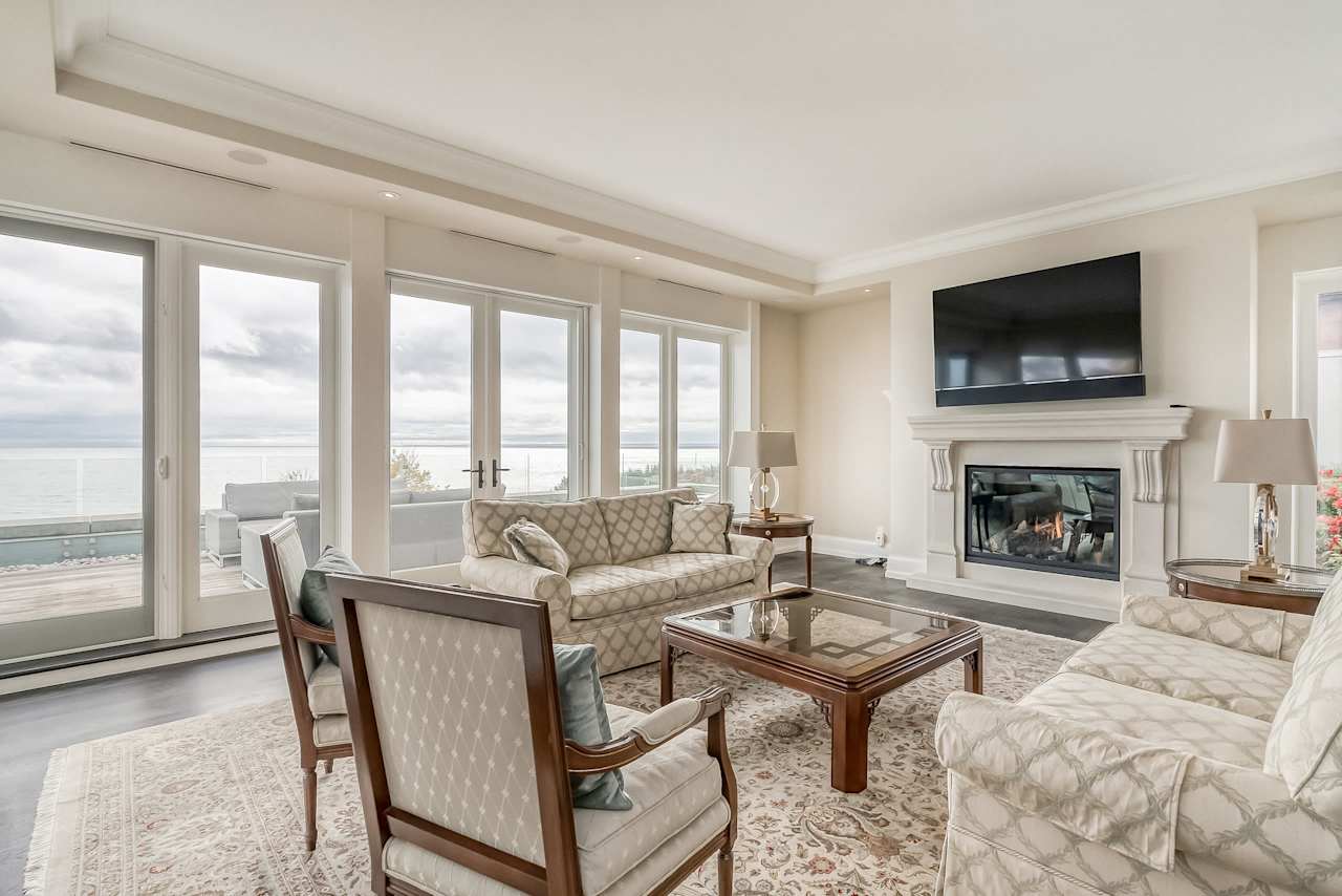 10 Maple Grove Drive Unit 11 Oakville, ON L6J 0E1 Goodale Miller Team