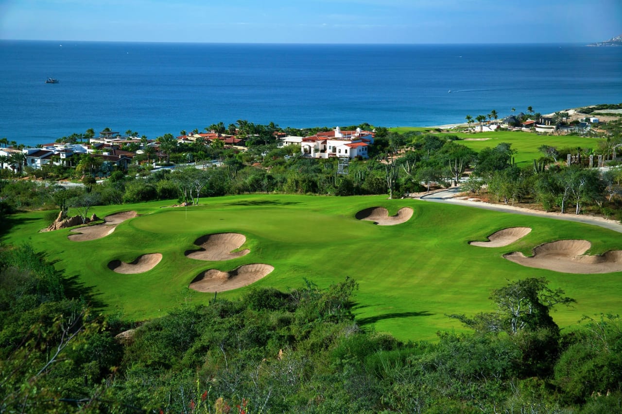 Exploring Puerto Los Cabos Real Estate and Lifestyle