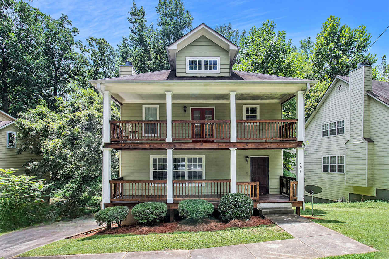 2870 Peek Rd NW Atlanta, GA 30318