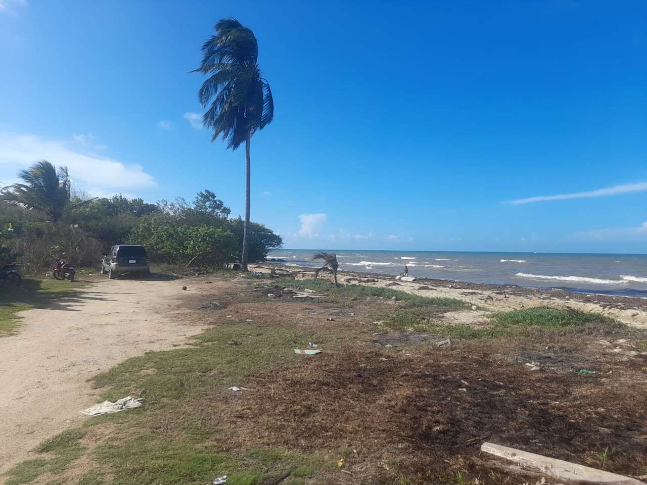 Charming 1.6 acre Caribbean Beachfront peninsular in Dangriga Town, Belize