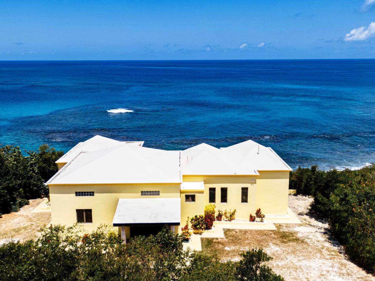 Looking North Villa - Ocean View