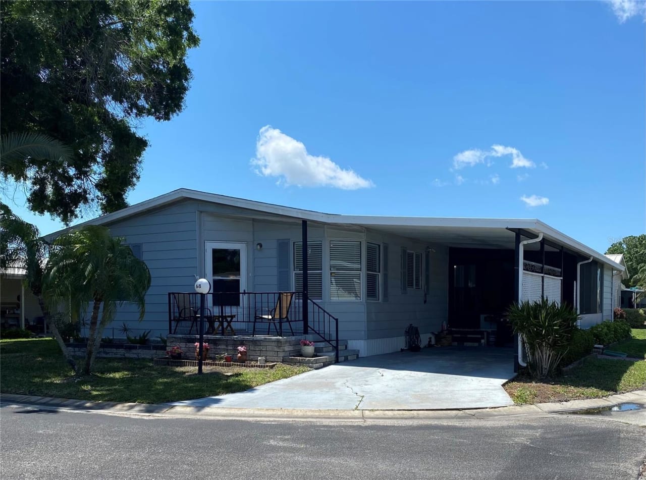 🏡✨ UNDER CONTRACT! ✨🏡 5707 45TH ST E, #261, BRADENTON, FL 34203