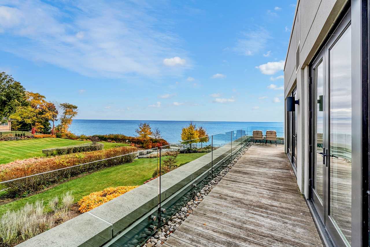 10 Maple Grove Drive Unit 11 Oakville, ON L6J 0E1 Goodale Miller Team