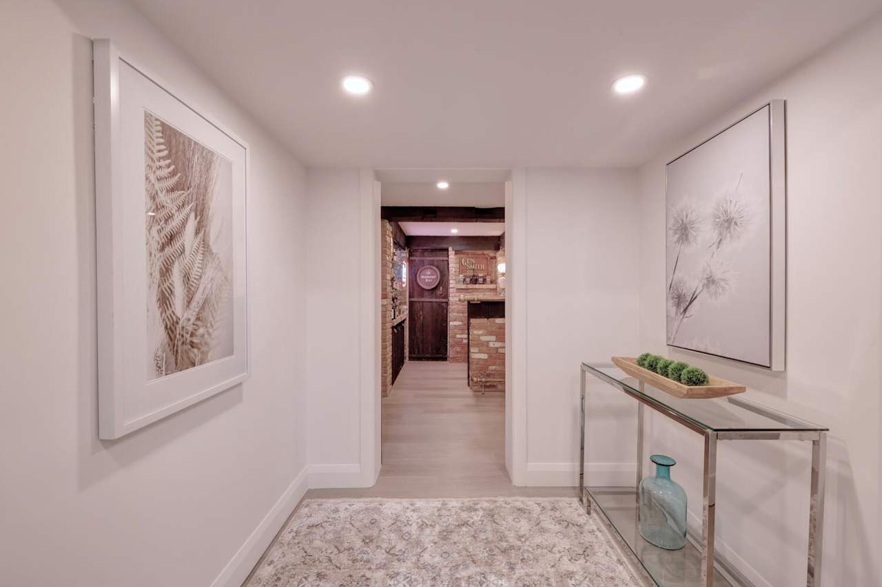 Mineola Home For Sale