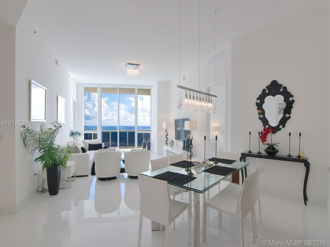 15811 Collins Avenue, #3303