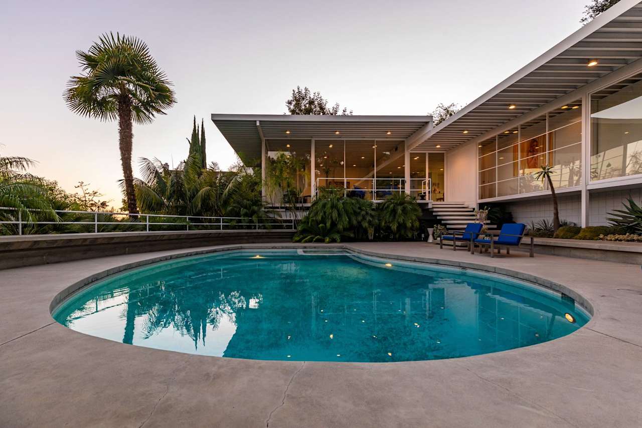 The Steel House :: Neil A. Johnson, AIA