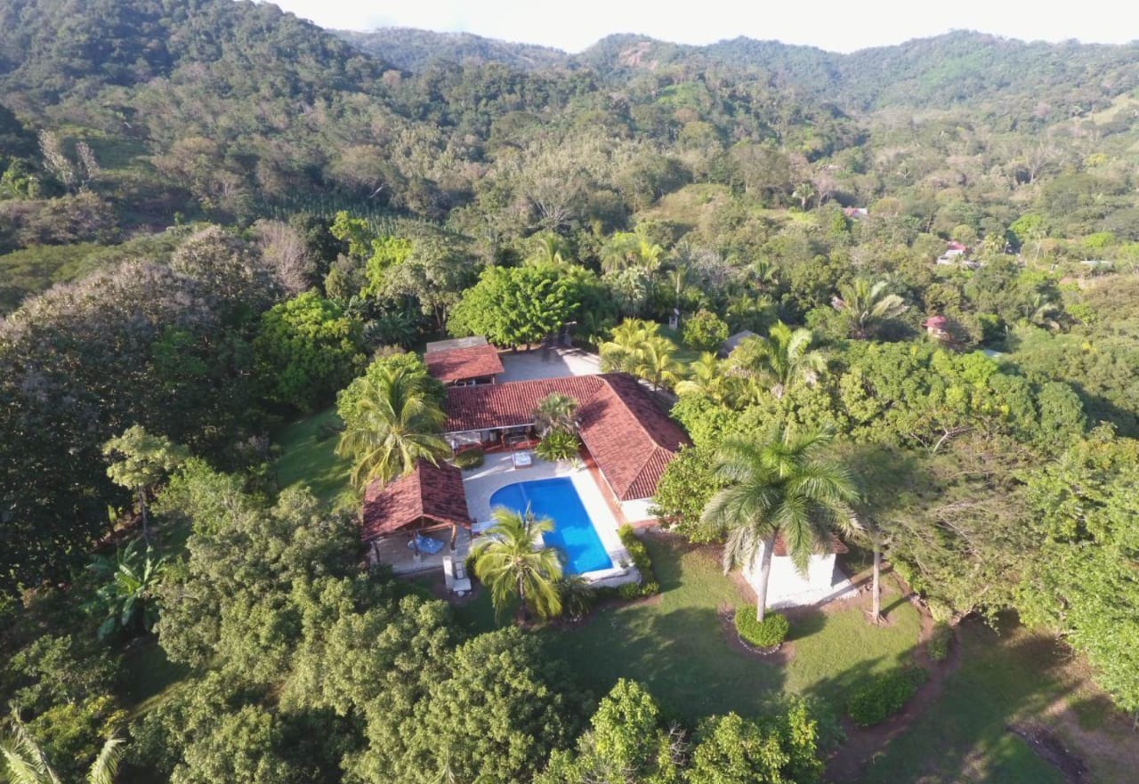 Villa Sandra ~ Your Piece of Paradise in Estrada