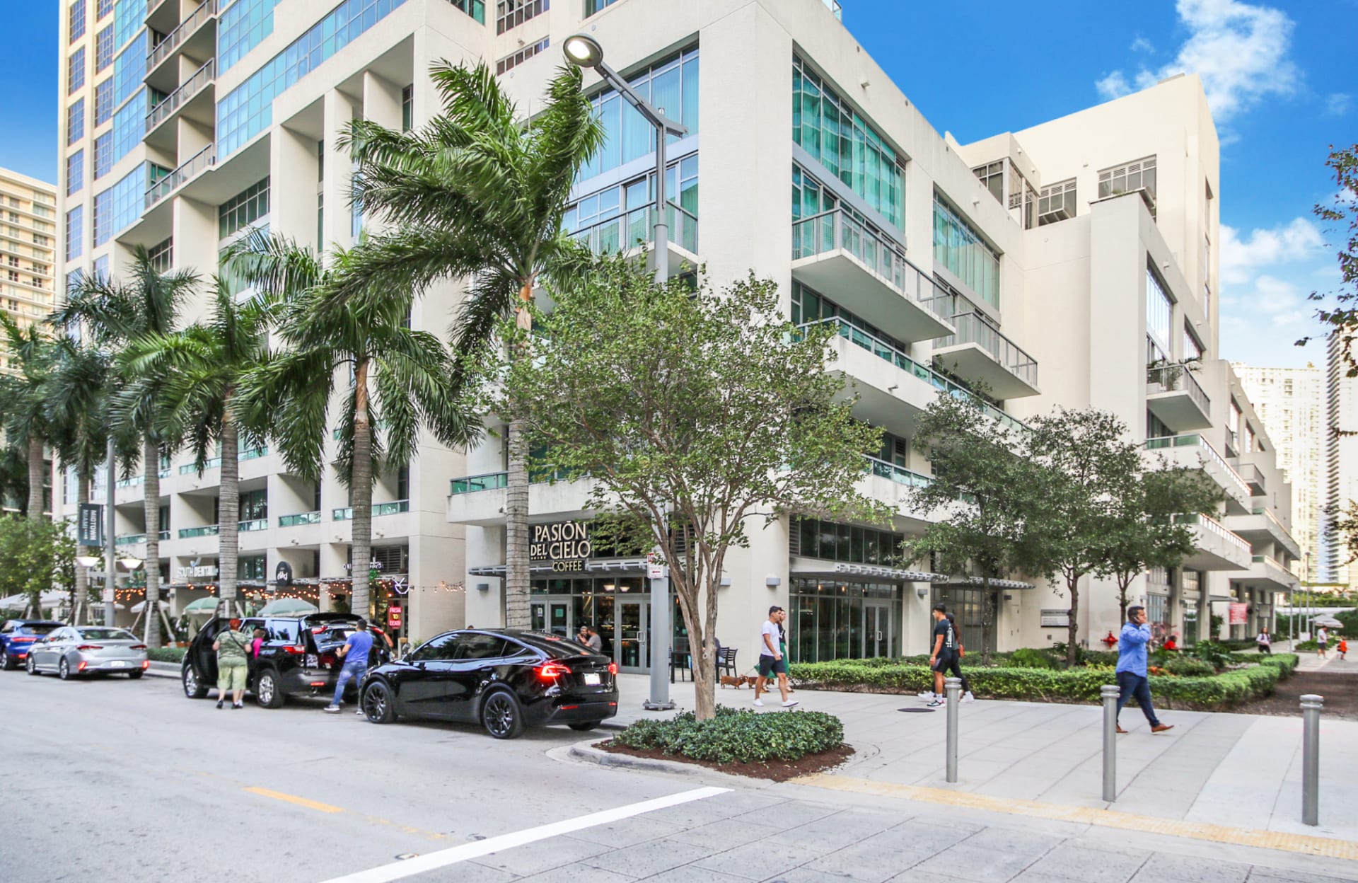 Car Chauffer experience in Miami