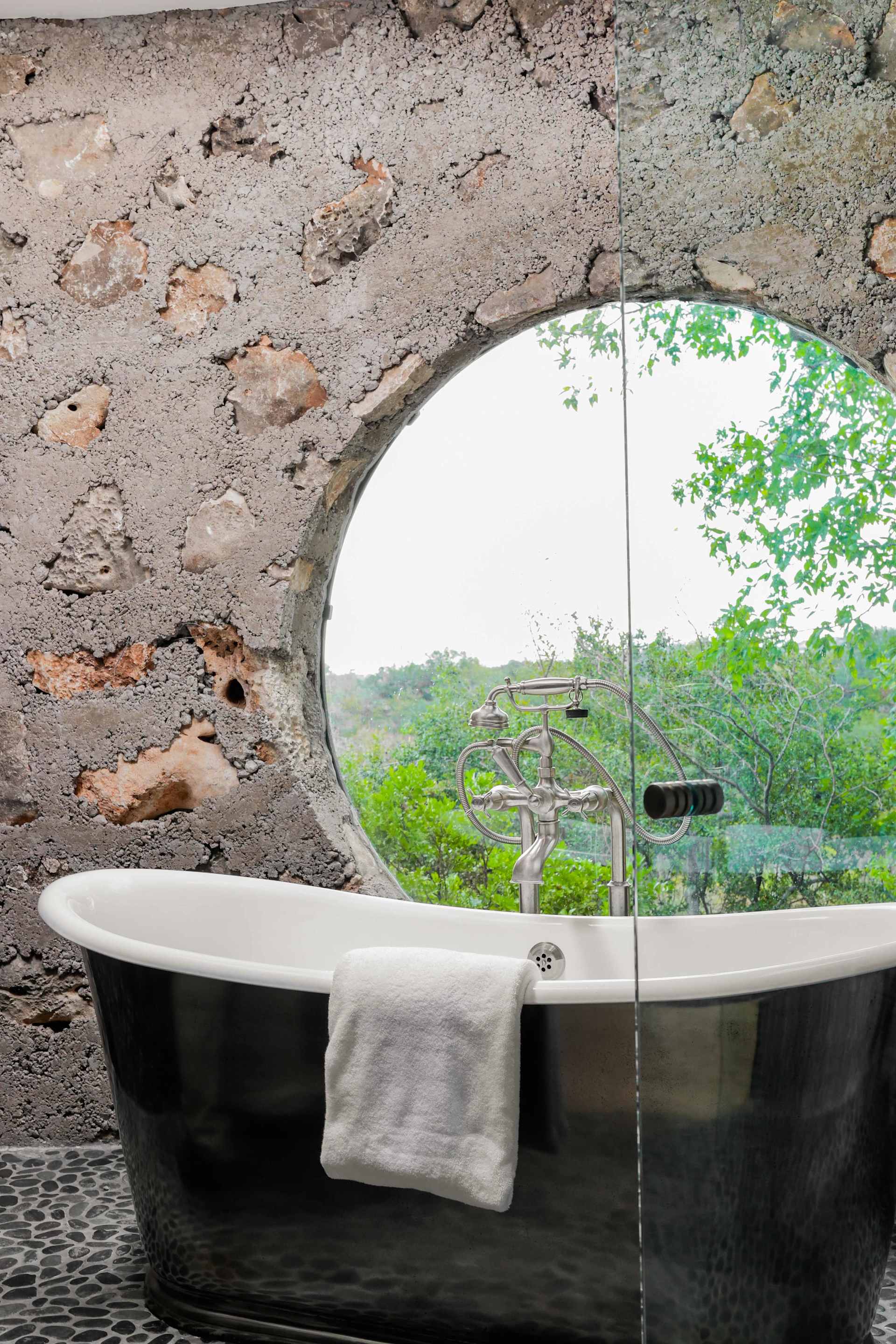 RaNee Steed of Moreland Properties