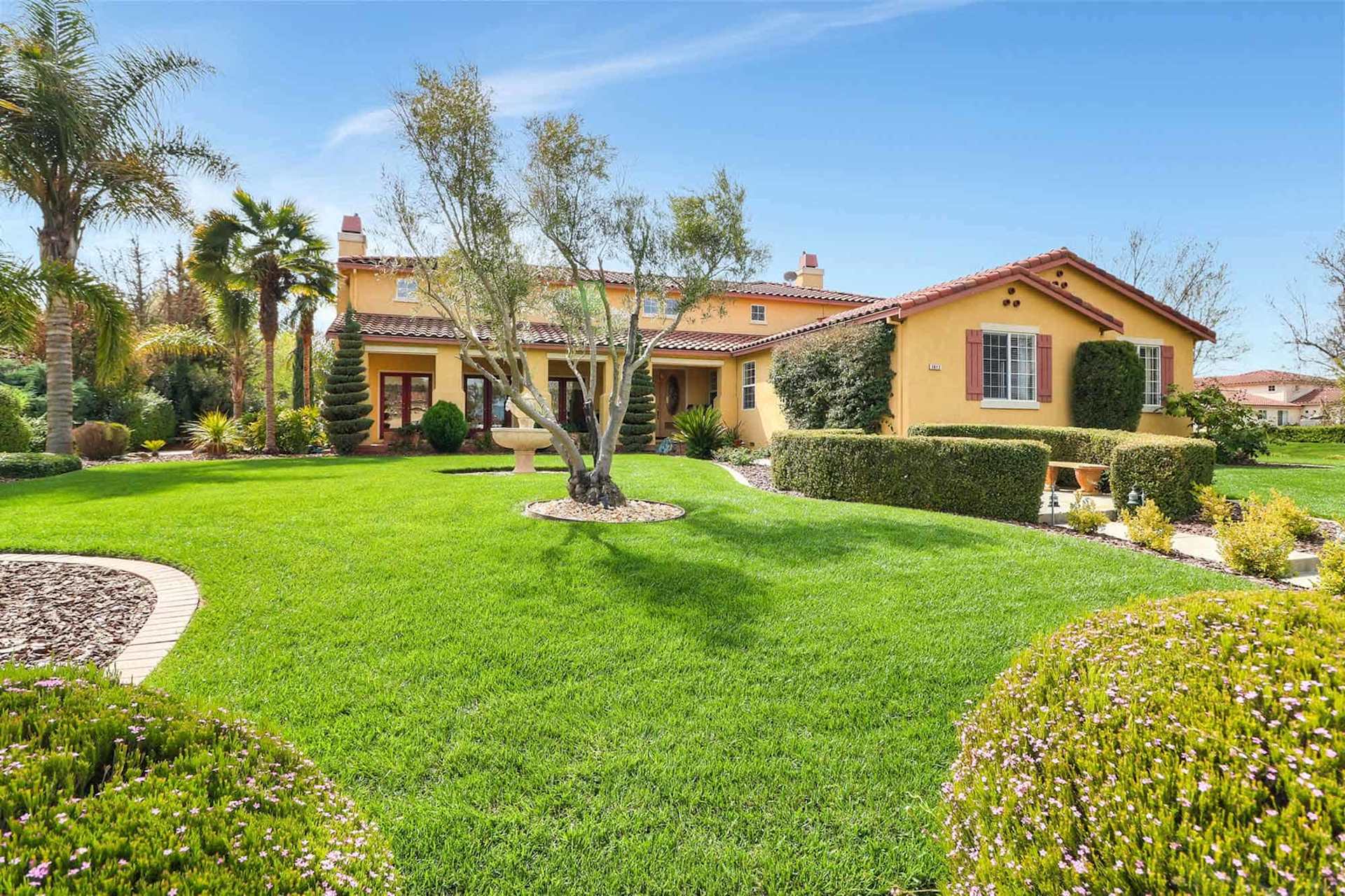 Seniors SRES Pacific Oak Real Estate Services