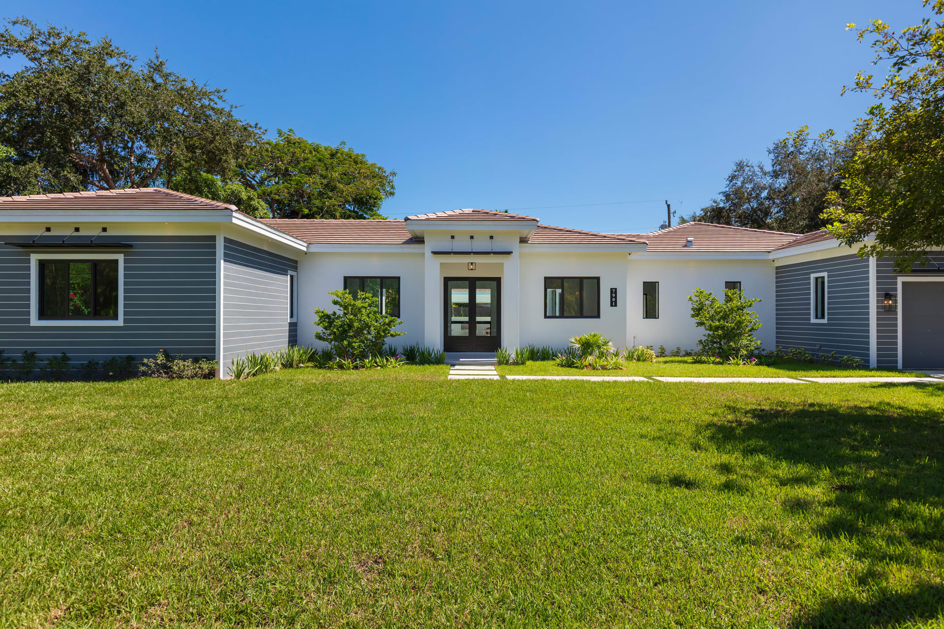 Record Sale of $813 PSF in South Miami | 7901 SW 59 Avenue | Michael Martinez | ONE Sotheby's