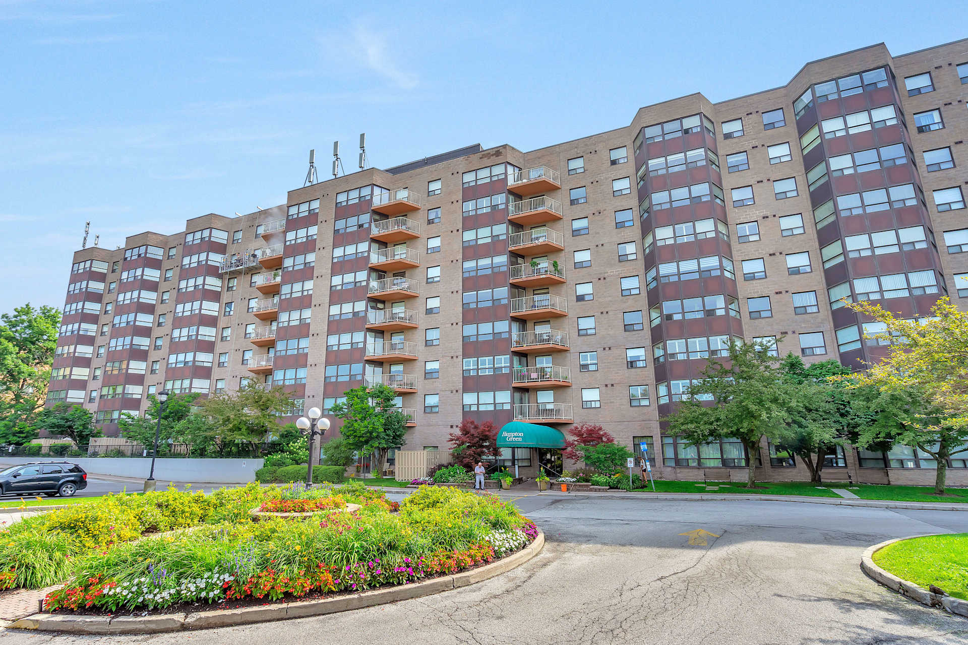 Hampton Green, Ontario Real Estate & Condos For Sale Walker Parker Real Estate