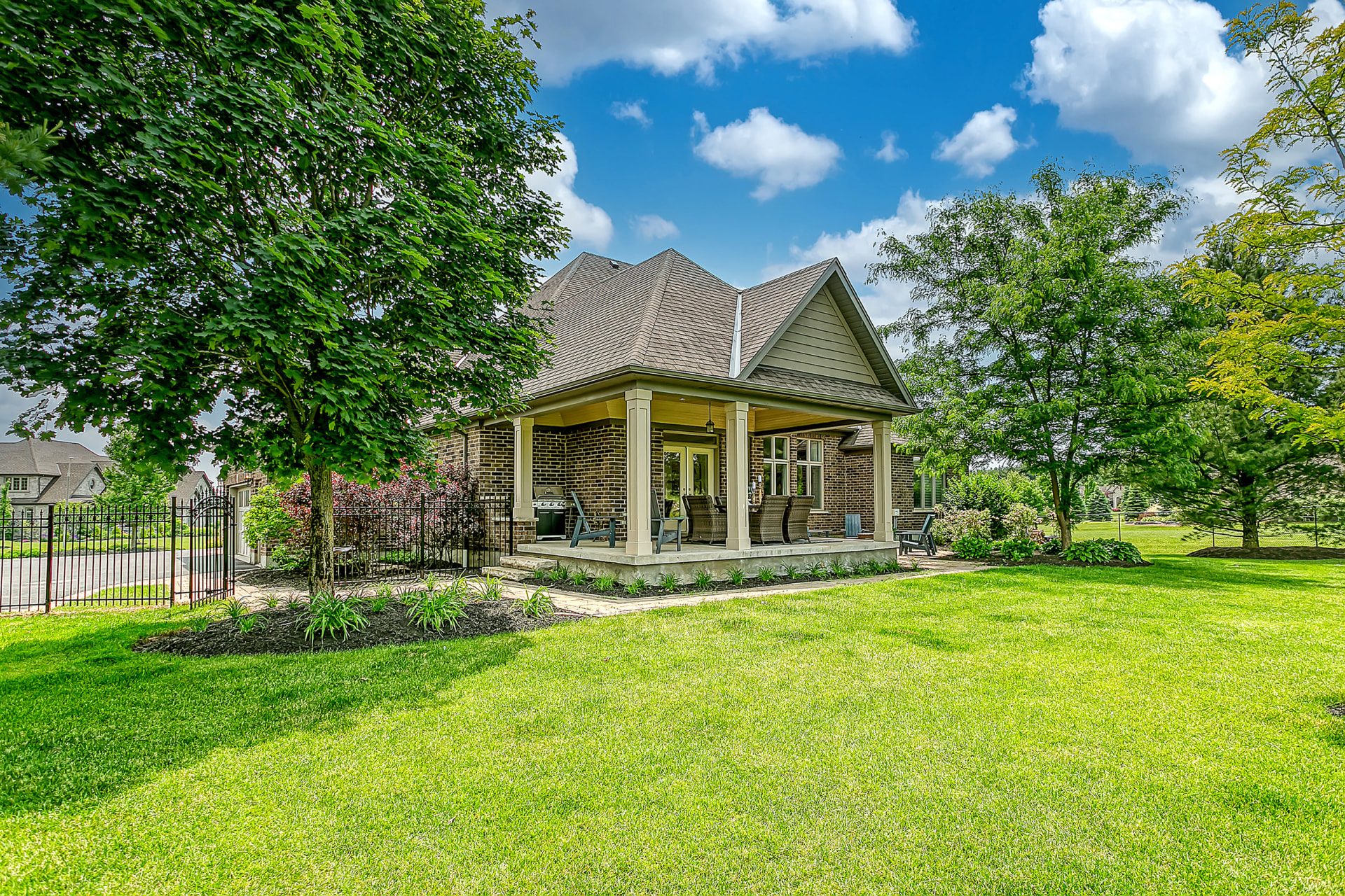 27 Old Ruby Lane Oakville, ON N0B 2J0 Goodale Miller Team