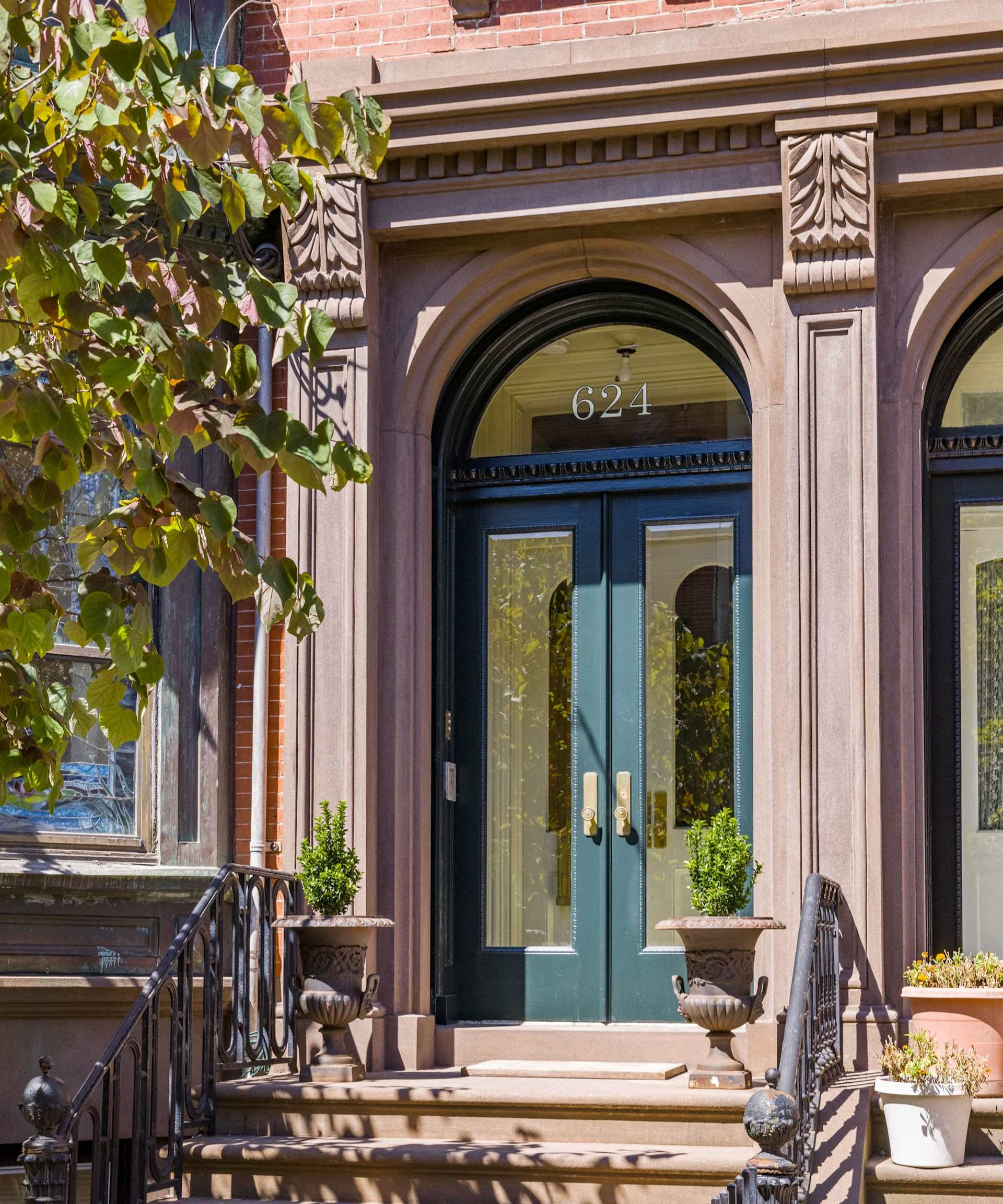 Meet the Team Hudson Realty Group Specializing in Luxury