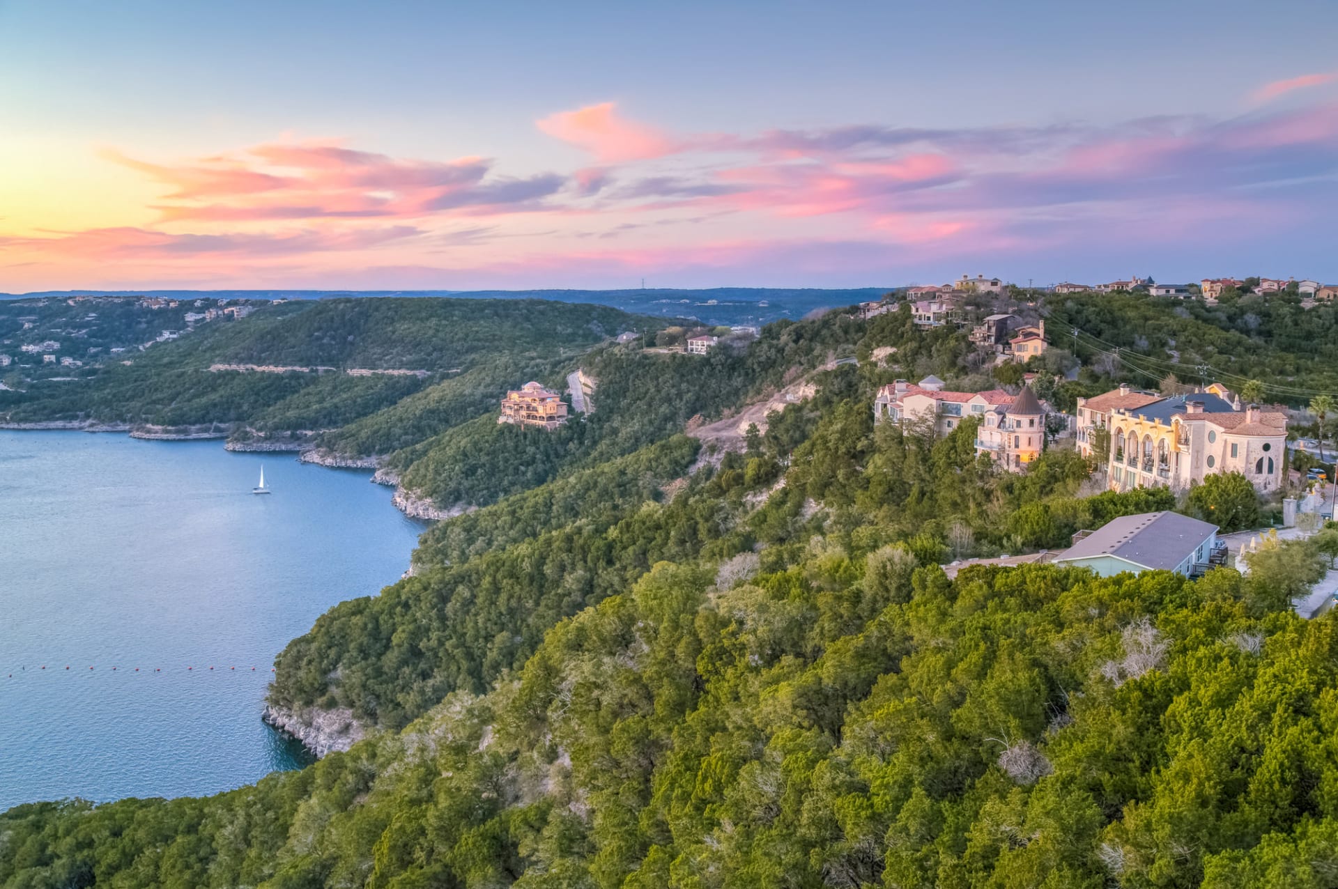 Stunning Lake Travis Estate in Austin