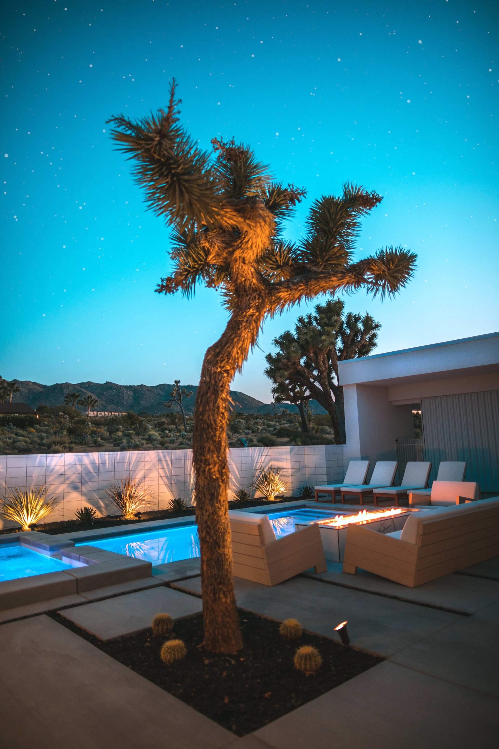 Mohave Luxury cover