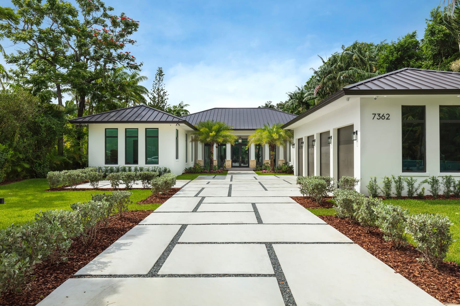 Stunning Brand-New Modern Estate | 7362 SW 104 St, Pinecrest | Michael Martinez | ONE Sotheby's