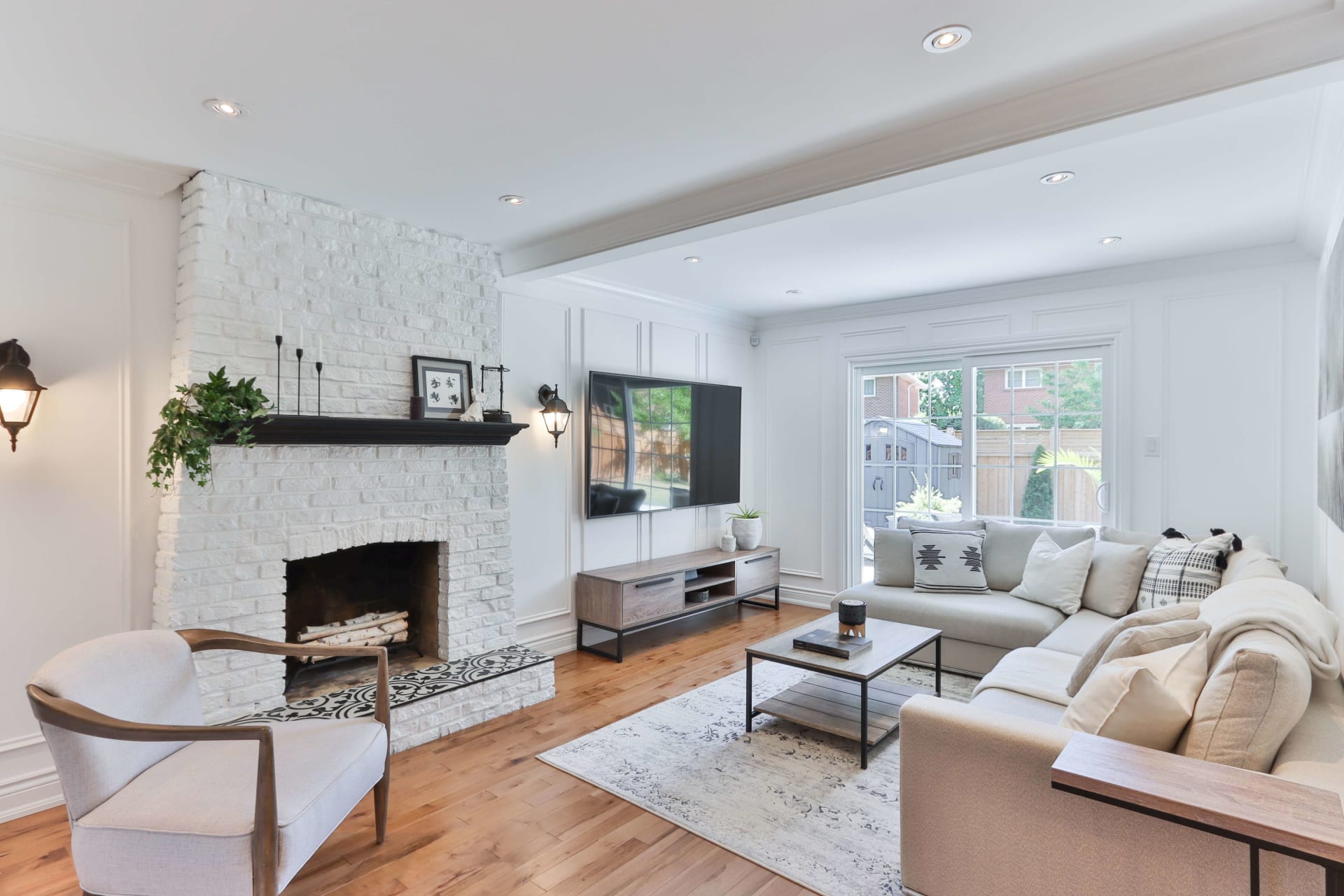 Living room with fire place